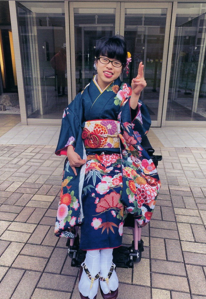 車椅子着物　成人式　振袖　福岡県　身体障害　知的障害