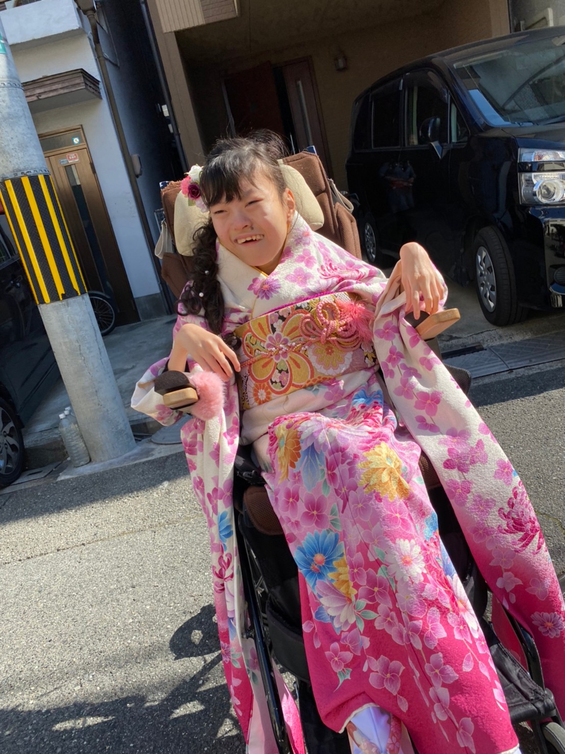 車椅子着物　振袖　成人式　鹿児島県　身体障害　知的障害
