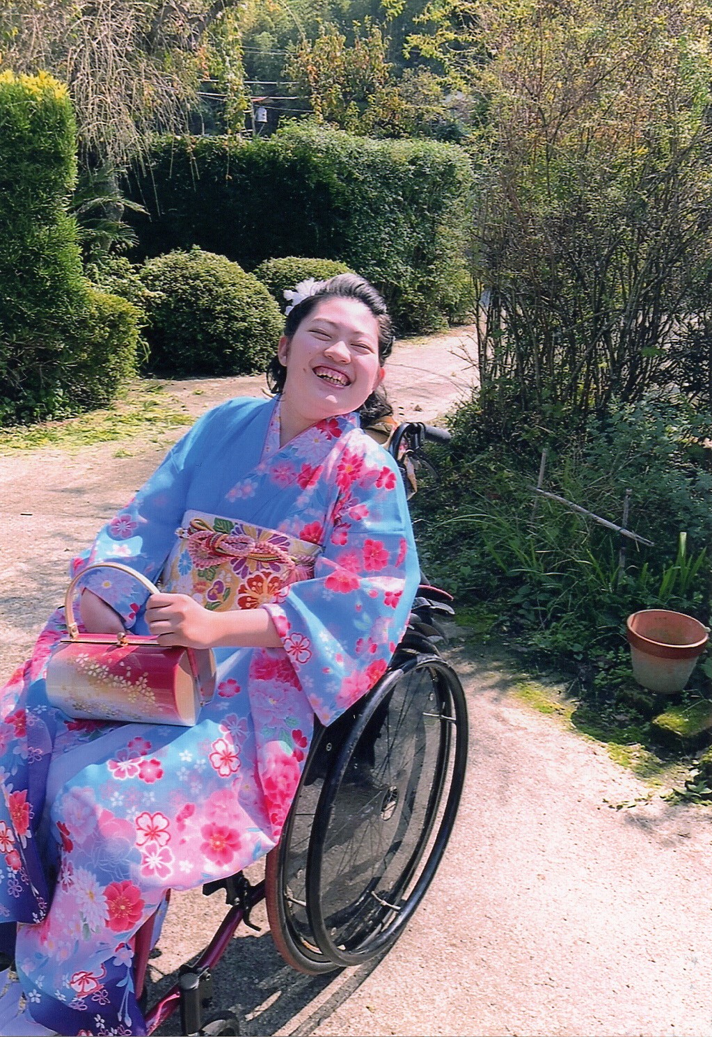 車椅子着物　成人式　振袖　徳島県　身体障害　知的障害