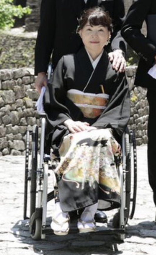 車椅子着物　留袖　結婚式　新潟県　身体障害