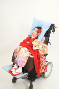 車椅子着物　振袖　　成人式　東京都　身体障害　知的障害　名古屋　脳性麻痺