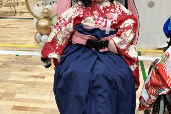 車椅子着物　袴　　卒業式　東京都　身体障害　知的障害　名古屋