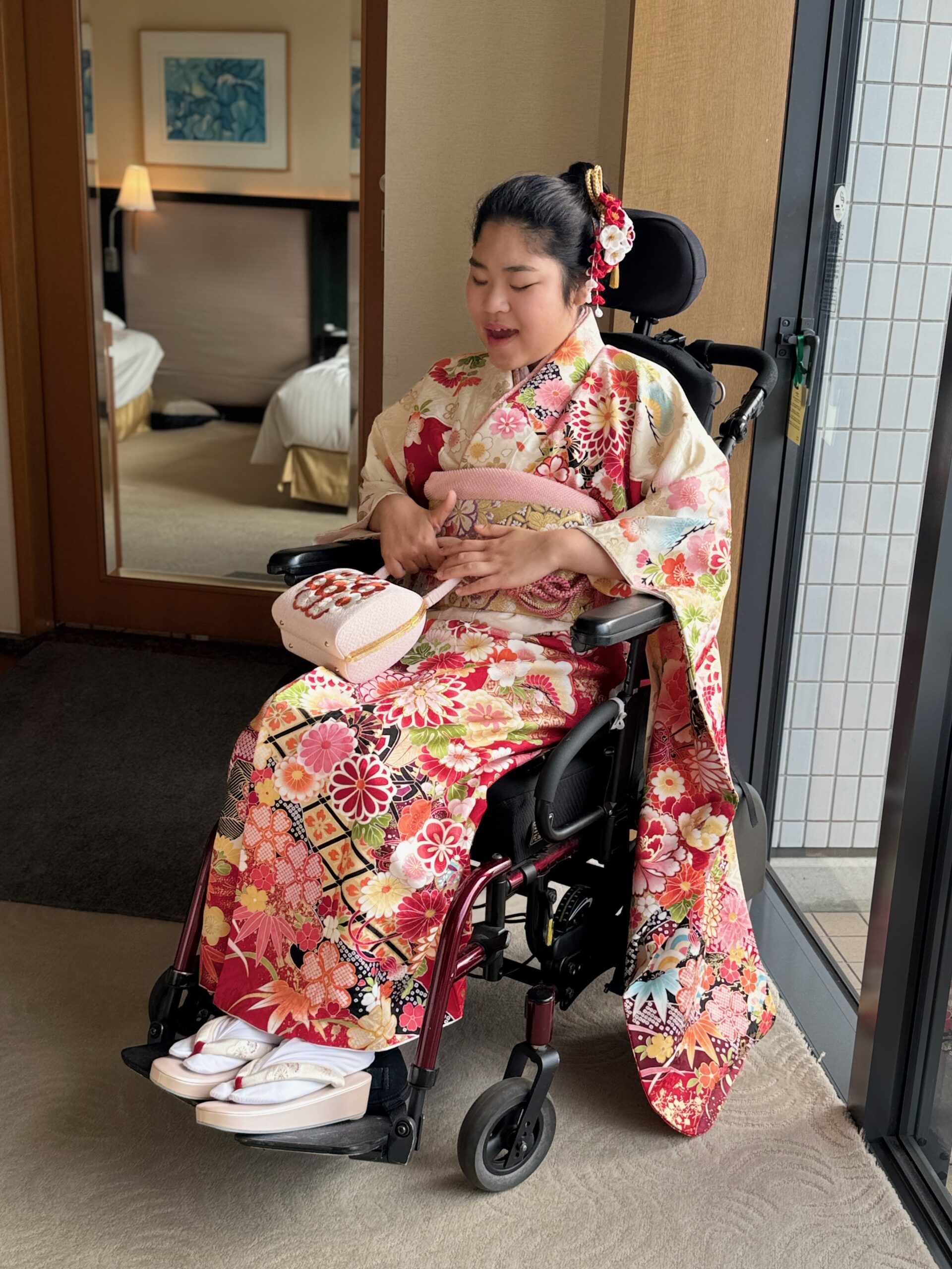 車椅子着物　振袖　成人式　東京都　愛知県　身体障害　脳性麻痺　知的障害