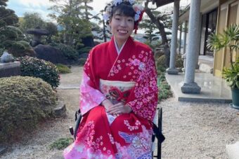 車椅子着物　振袖　　成人式　岡山県　身体障害　知的障害　名古屋