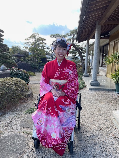 車椅子着物　振袖　　成人式　岡山県　身体障害　知的障害　名古屋