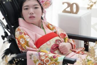車椅子着物　振袖　　成人式　東京都　身体障害　知的障害　名古屋　大型車イス