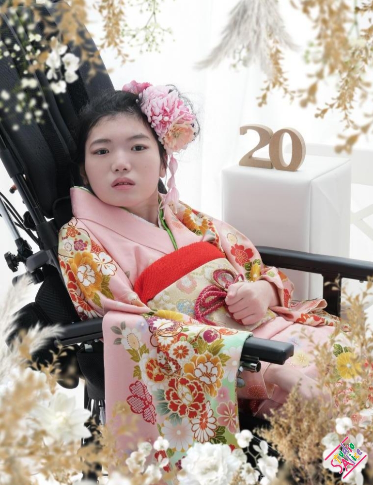 車椅子着物　振袖　　成人式　東京都　身体障害　知的障害　名古屋　大型車イス