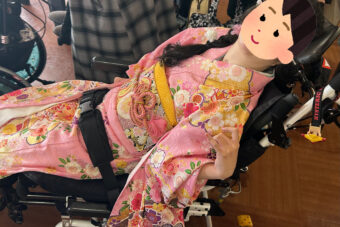 車椅子着物　振袖　　成人式　東京都　身体障害　知的障害　名古屋