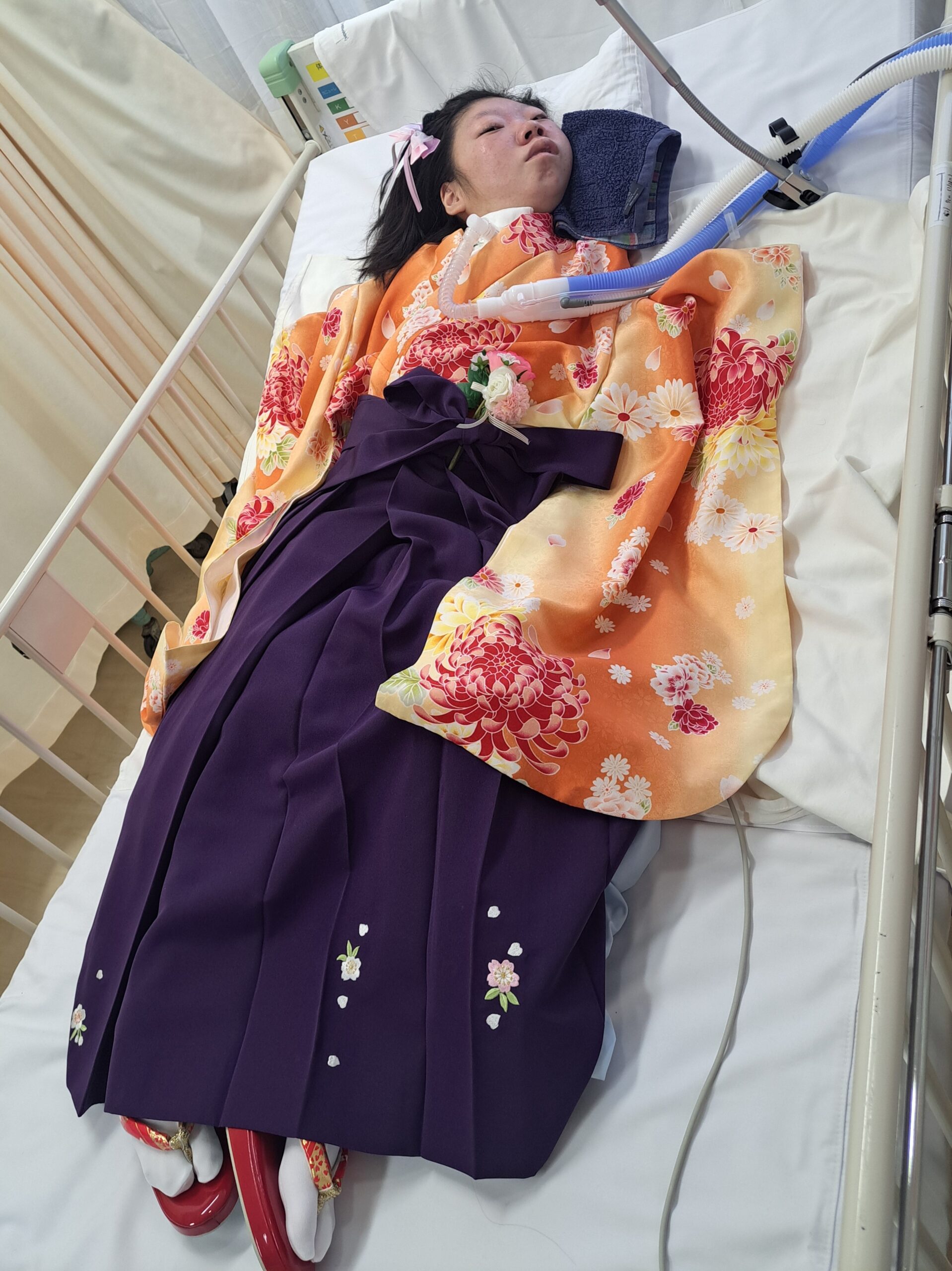 車椅子着物　袴　　卒業式　　　県　身体障害　知的障害　名古屋